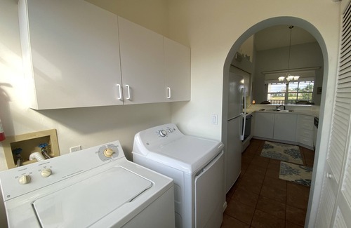 Naples Condo | Waterfront 3 bed 3 bath Condo 2nd floor with garage and private boat slip