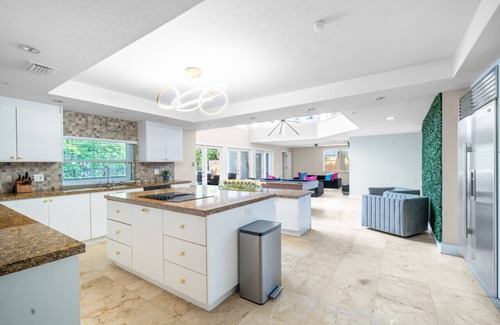 Miami Shores House | Waterfront 4,400+ Sq Ft Miami Shores, Pool, Billiards, Outdoor Dining, Cinema
