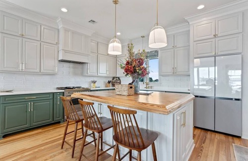 Lake Charles House | Waterfront 4 Bedroom Home