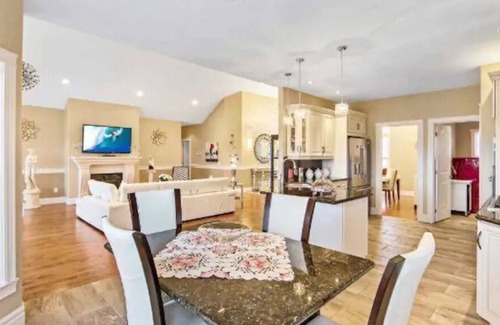 Carrying Place House | Waterfront and Waterviews , Luxurious Bungalow House On Lake Ontario...