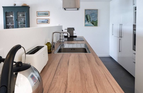 Ile-Tudy House | Waterfront architect-designed house