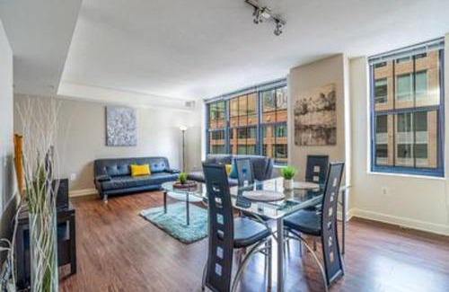 Harbor East Apartment | Waterfront Baltimore 2BR Furnished Apartment apts