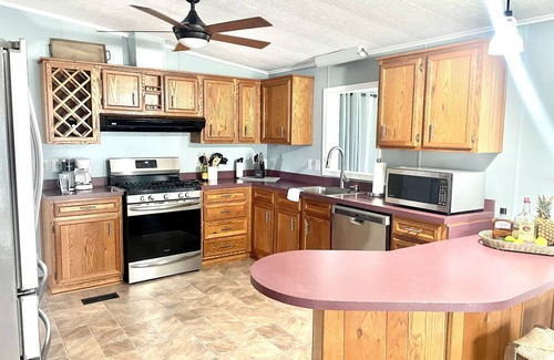 Bethany Beach Cottage | Waterfront Bethany Beach Cottage, Walk to Beach, Fish, Kayak - Dewey Rehoboth