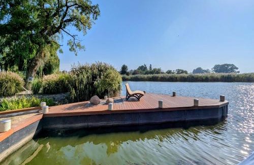 Usedom Apartment | Waterfront Bliss for 2 Guests