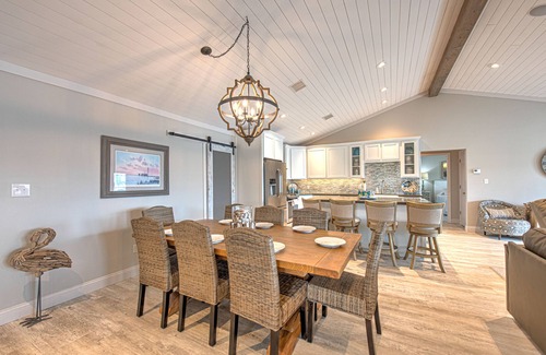City-by-the Sea House | WATERFRONT! BOAT DOCK, OUTDOOR KITCHEN, & MAN CAVE