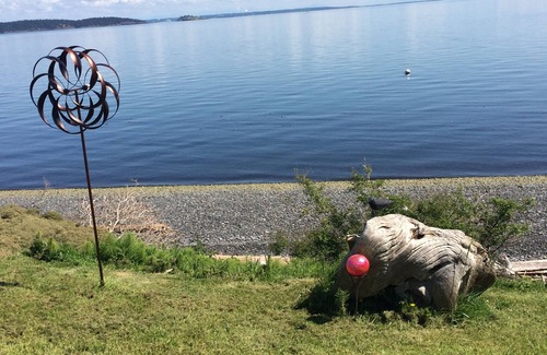 Eastsound House | Waterfront Cabin Home with SPECTACULAR View! (*Seasonal solar pool)