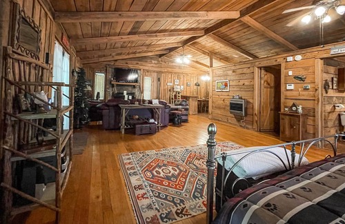 Valley Head Cabin | Waterfront Cabin