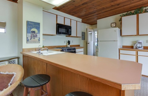Worley Cabin | Waterfront cabin with large deck, fishing dock, & private beach