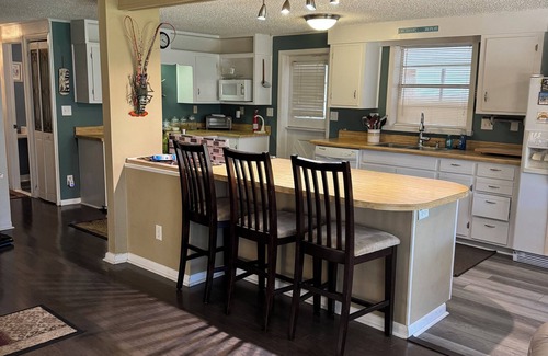 Indian Harbor Estates House | Waterfront Canal Cottage 2 bedroom /2 bath with 25 ft dock