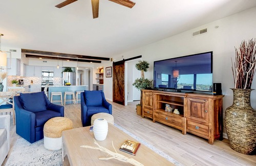 Litchfield by the Sea Condo | Waterfront condo w/shared outdoor pool, hot tub, & tennis - beach access