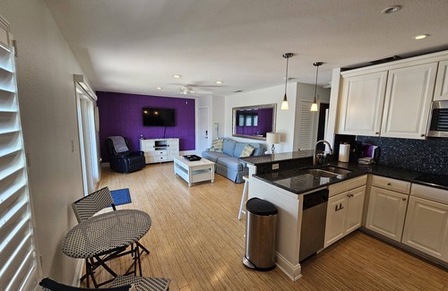 St. Petersburg Condo | Waterfront Condo - Gated Resort Community on Tampa Bay