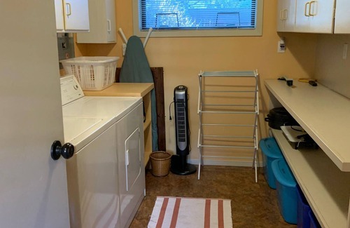 Regional District of Nanaimo Cottage | Waterfront Cottagen* WINTER MONTHLY AND WEEKLY RATES*