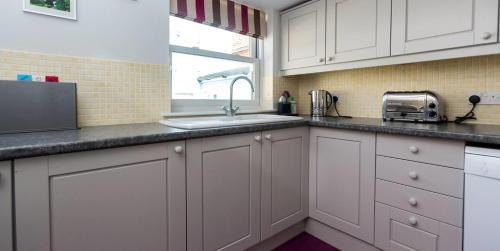 Aldeburgh House | Waterfront Cottage