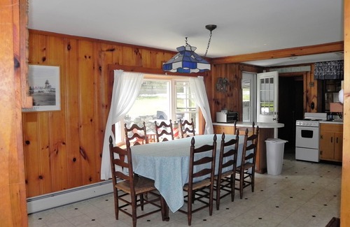 Buzzards Bay House | Waterfront Cottage On Buttermilk Bay At Indian Mound Beach