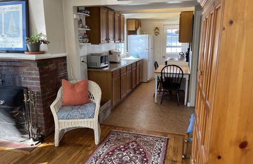 Buzzards Bay House | Waterfront Cottage on Scenic Cove. Price Change!