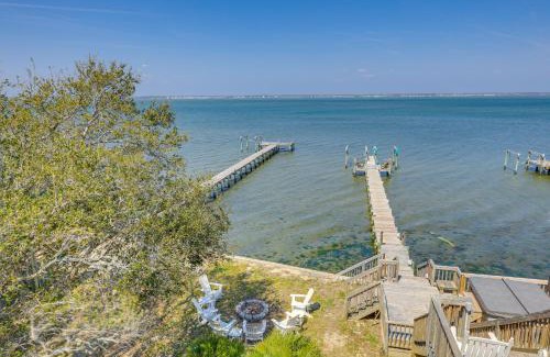 Emerald Isle House | Waterfront Emerald Isle Home with Dock Access!