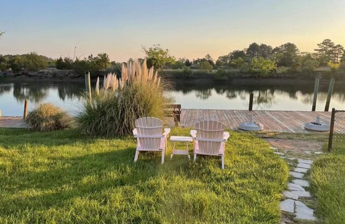 Fox Hill - Grandview House | Waterfront Escape with Indoor Cedar Pool & Hot Tub-Chesapeake Bay Retreat