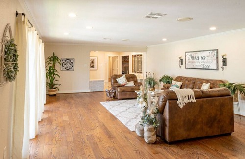 Hitchcock House | Waterfront Estate with Huge Indoor Pool on 4 Acres