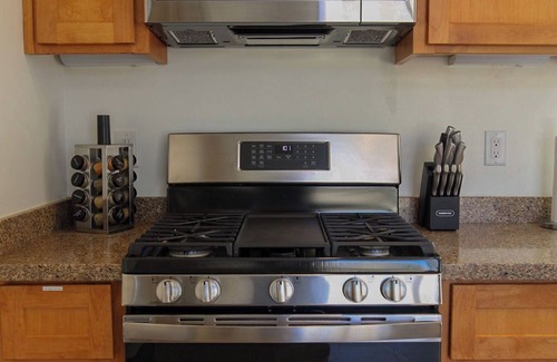 Kernville House | Waterfront, family resort, 2 separate units, Sauna, and Jacuzzi/sleeps 8
