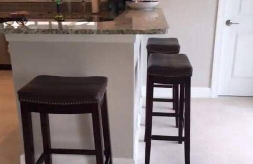 Edgewater House | Waterfront Getaway in Charming Beach Town!