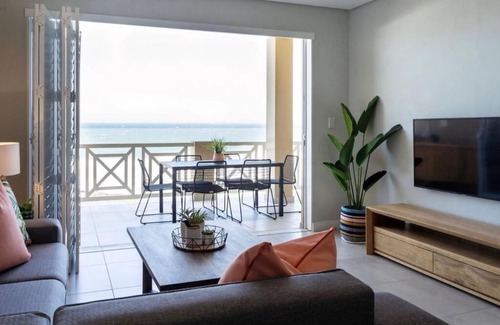 Selection Beach Apartment | Waterfront Getaway, 2 Bedroom Seaside Bliss
