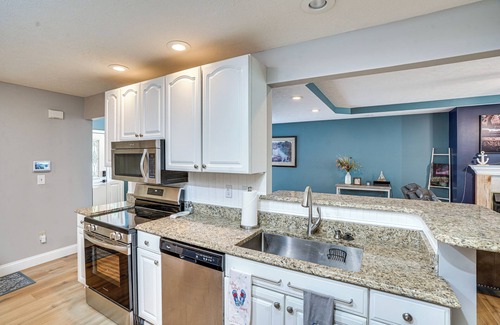 Gilbertsville House | Waterfront Gilbertsville Retreat on Kentucky Lake!