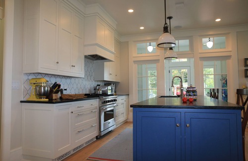 Grenell House | Waterfront Grindstone island estate, the height of sophistication in nature.