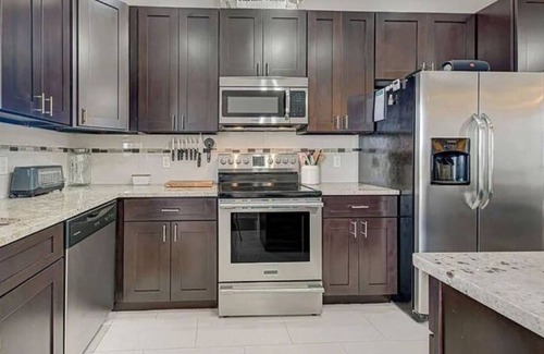 North Port House | Waterfront Heated Pool near Venice and Siesta beaches