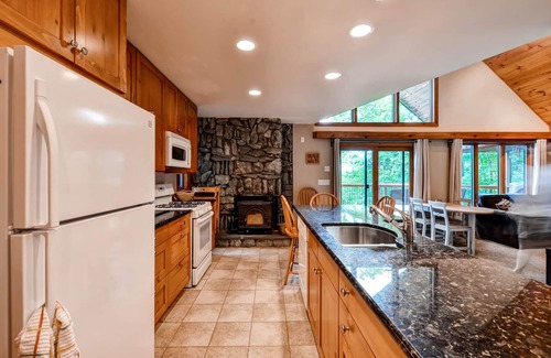 Highland Lakes House | Waterfront Highland Lake Home w/Deck + Dock