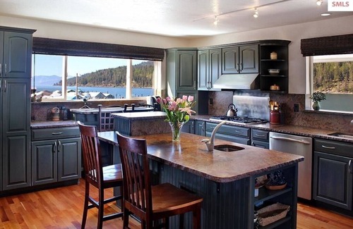 Sagle House | Waterfront Home-Great Boating/Fishing/Beach. Mountain Views, close to Sandpoint