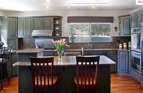 Sagle House | Waterfront Home-Great Boating/Fishing/Beach. Mountain Views, close to Sandpoint