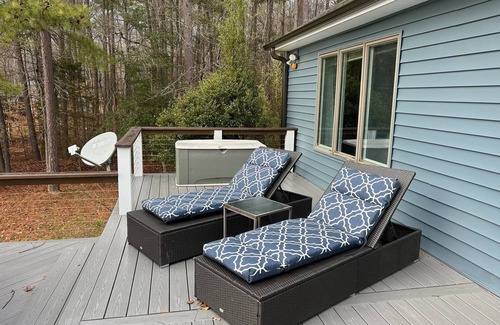 Littleton House | Waterfront home on Pigeon Roost Creek at lake center. Easy access to main lake.