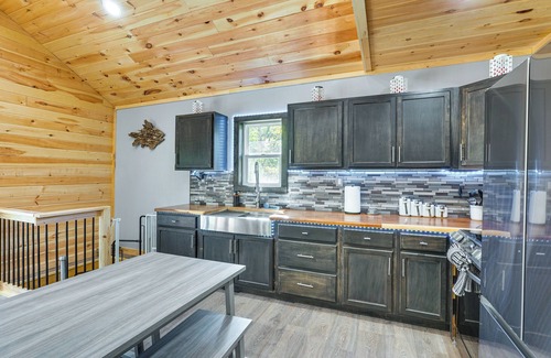 Gravois Mills House | Waterfront Home in Gravois Mills w/Deck & Beach