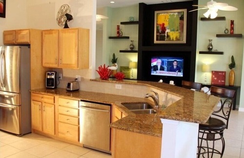 Gulf Cove House | Waterfront home on Myakka