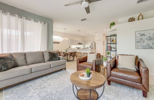 Sunset Lakes House | Waterfront Home w/Private Pool: 5 Mi to Disney!