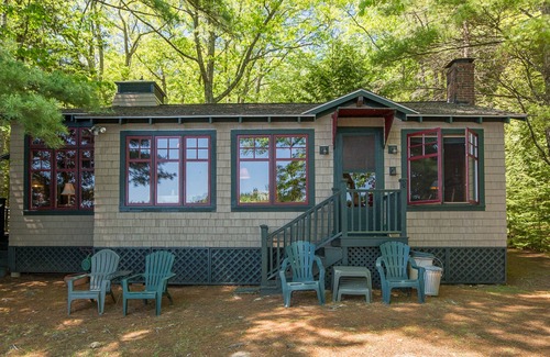 Lincolnville Cottage | Waterfront home with pond views - dock, canoe, washer/dryer & full kitchen