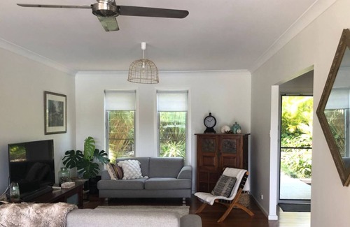 Hyland Park House | Waterfront Home with Beach Access