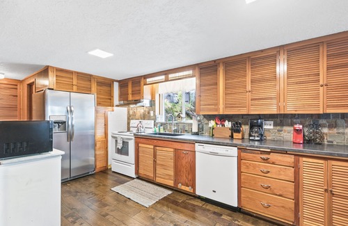 Sandpoint House | Waterfront home with private hot tub, dock & room for everyone - dog friendly