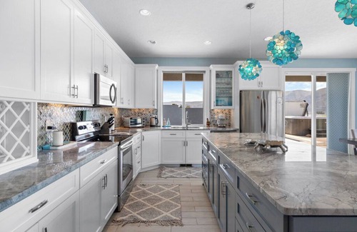 Desert Aire House | Waterfront home with salt water pool in Desert Aire