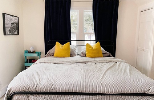 Kenmore House | Waterfront House in Kenmore