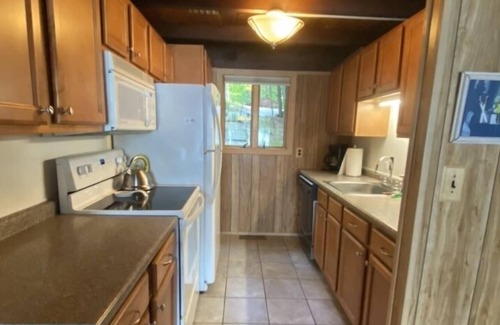 Conway Ski Chalet | Waterfront house /Near ski resorts