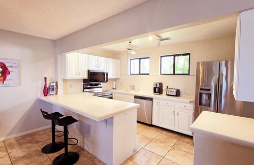 Eight Lakes House | Waterfront-House with Gulf access, heat. pool/spa, boat-dock, great neigborhood