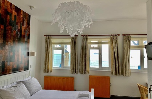 Shanklin Hotel | Waterfront Inn