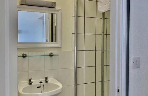 Shanklin Hotel | Waterfront Inn