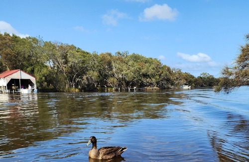 South Yunderup House | Waterfront Island Hideaway - private boathouse!