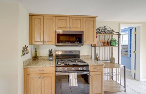 Horton House | Waterfront Jackson Vacation Rental on Olcott Lake!