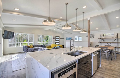 Kingston House | Waterfront Kingston Getaway on Puget Sound!