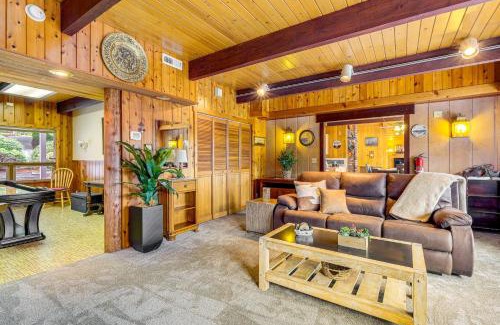Kingston House | Waterfront Kingston Getaway Beach Access On-Site!