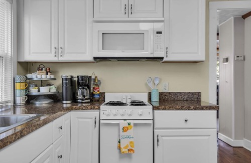 Clarklake House | Waterfront lake cottage on gorgeous Clark Lake in Jackson! 4 bedrooms, sleeps 10