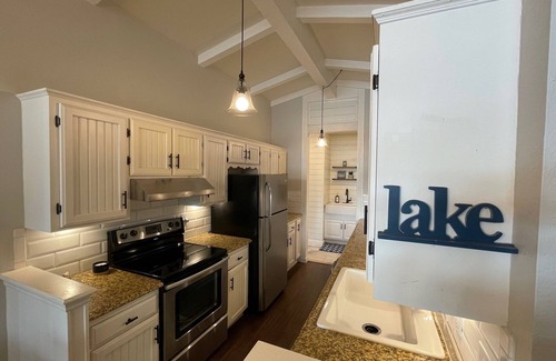 Vinita House | Waterfront Lake Home, Large Deck, Dock, Fish, Swim, Relax, Close to Tulsa & Town